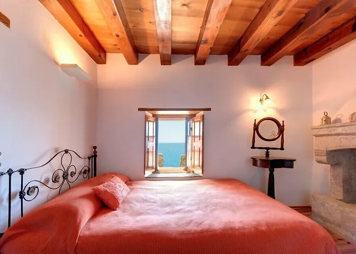 Malvasia Traditional Hotel