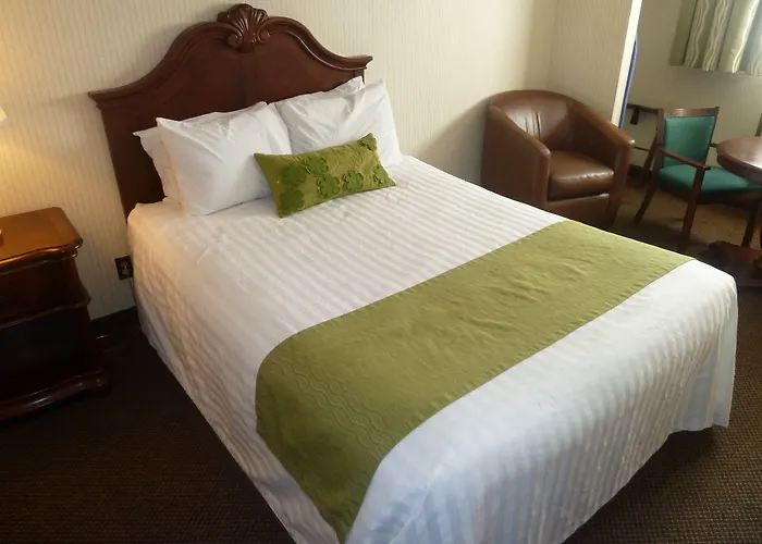 Floral Park Motor Lodge (Adults Only)