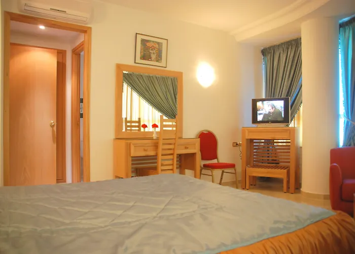 Hotel Naher El Founoun
