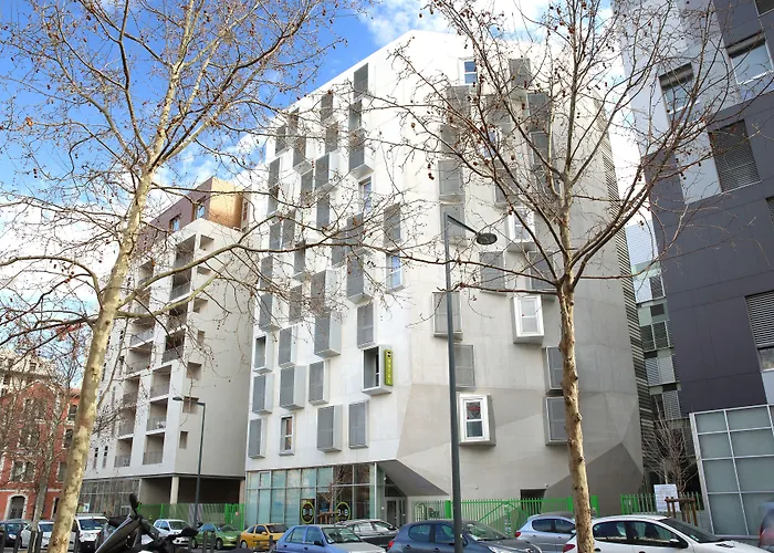 B&B Hotel Marseille Euromed