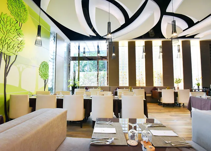 Tsun Huang Hotel