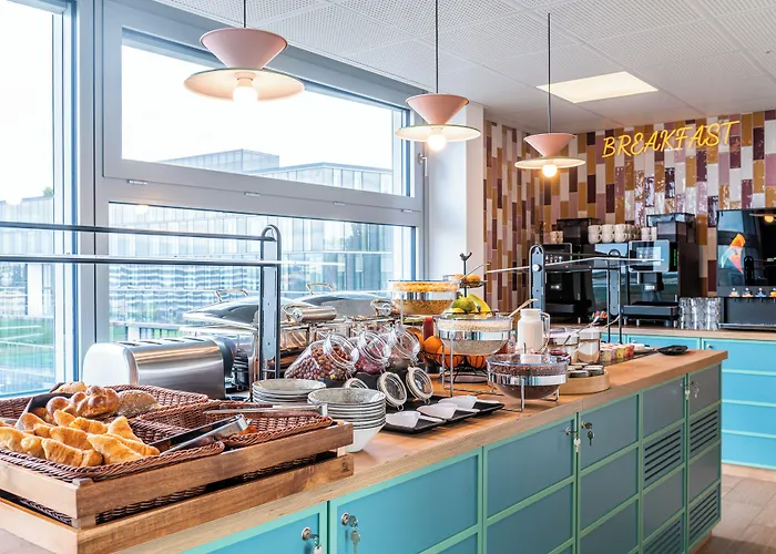 Discovery Hotel 3* Superior