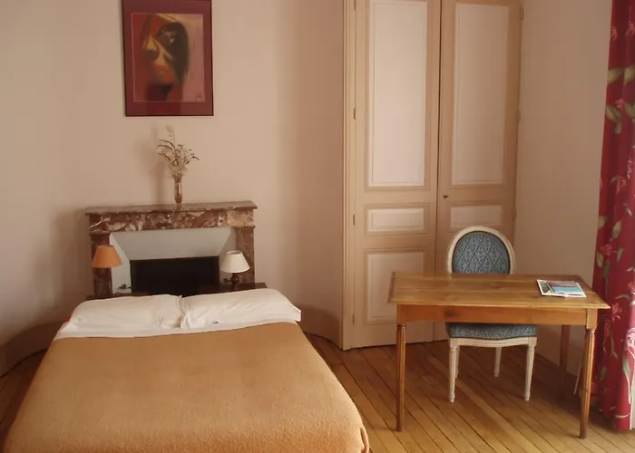 Logis Hotel Auberge Dupuytren