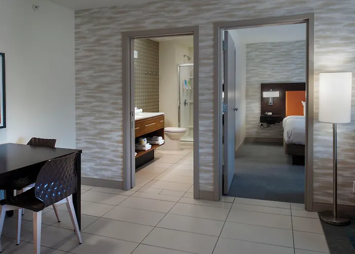 Home2 Suites St. Louis / Forest Park