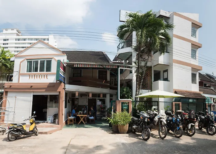 Hotel Dutch Guest้้House Chiang Mai