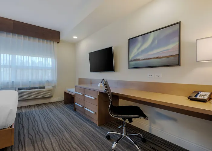 Best Western Plus Sawridge Suites