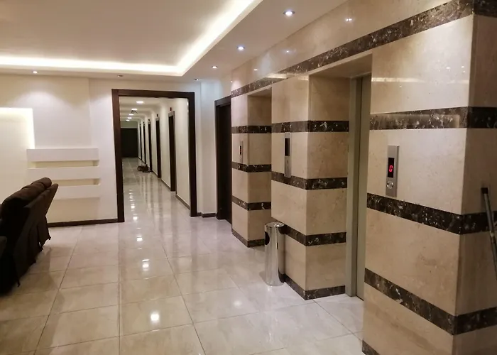 Seven Days Hotel