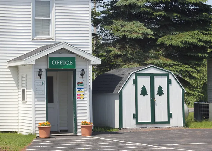 Evergreen Motel