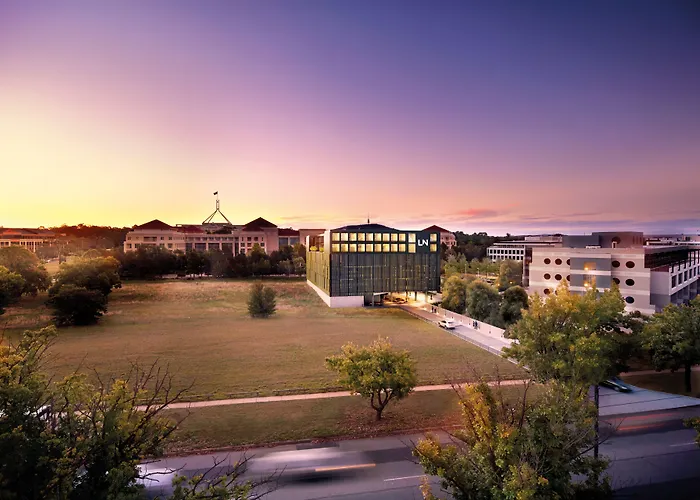 Little National Hotel Canberra