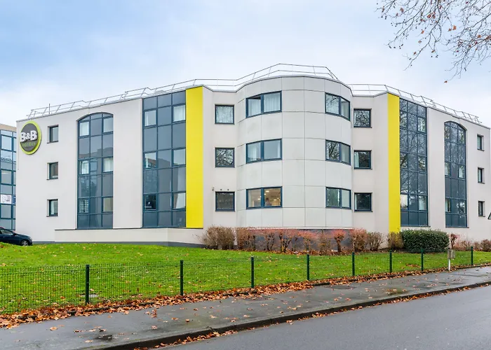 B&B Hotel Cholet Sud