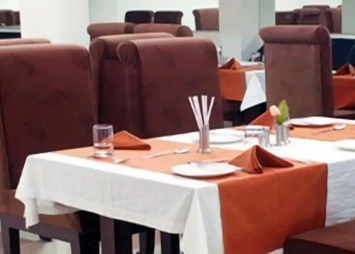 Lotus Comfort - A Pondy Hotel