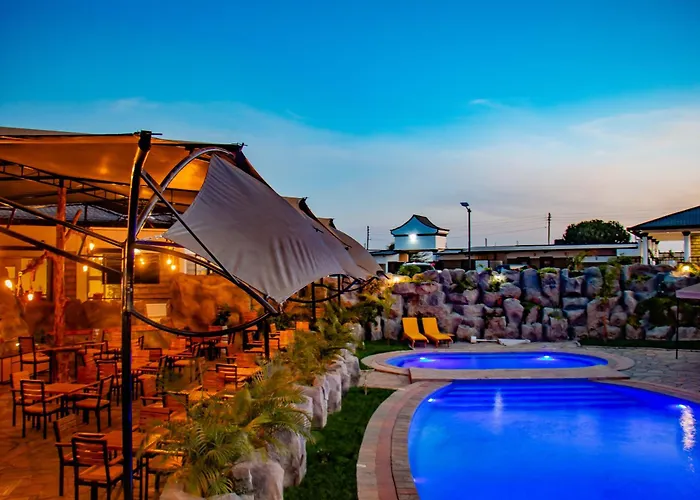 Avian Court Hotel