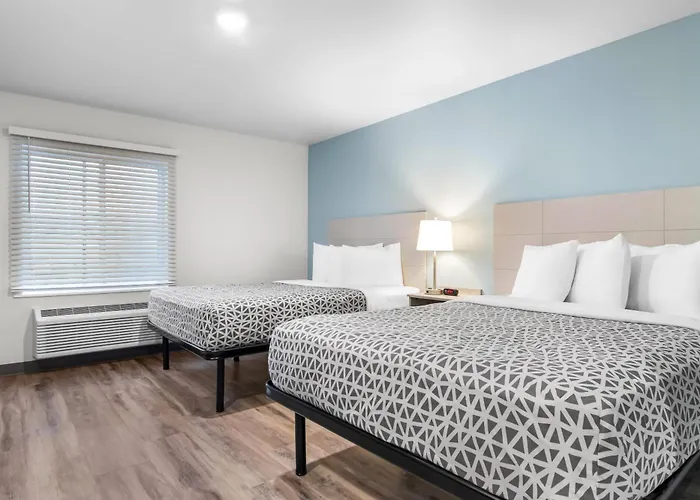 Woodspring Suites Elkhart