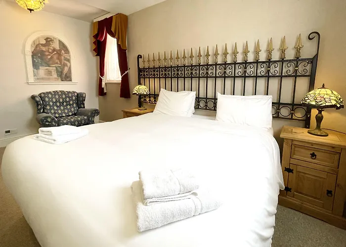 Dukes Folly Hotel
