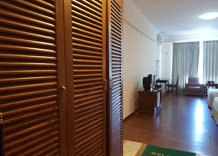 Zabu Thiri Hotel