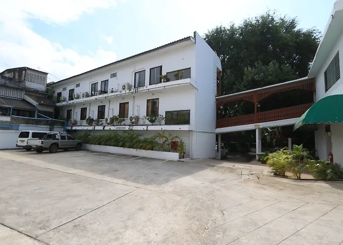 Baiyoke Chalet Hotel