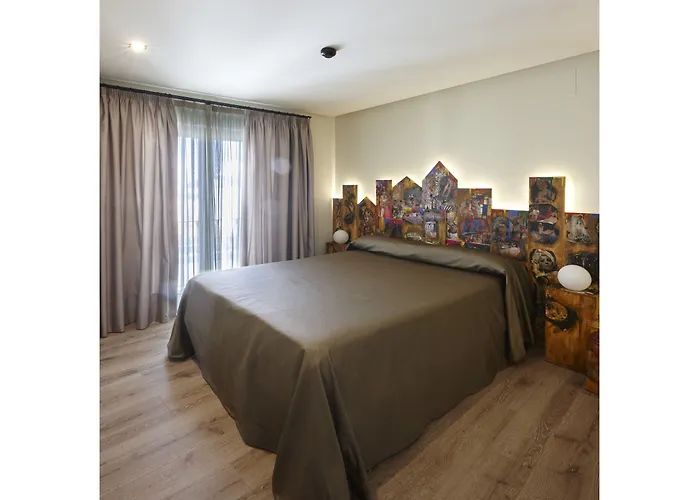 Hotel Galería Essentia