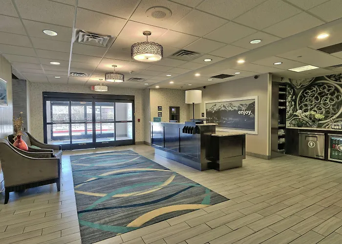 Hampton Inn&Suites Albuquerque Airport