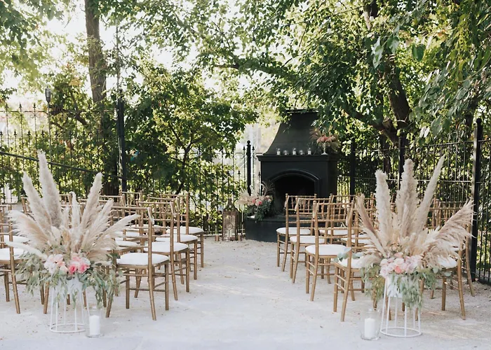 Maxwell Mansion Hotel