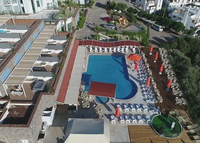Hawthorn-Karaca Resort Hotel