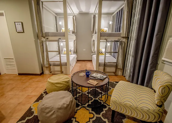 Almont City Hotel