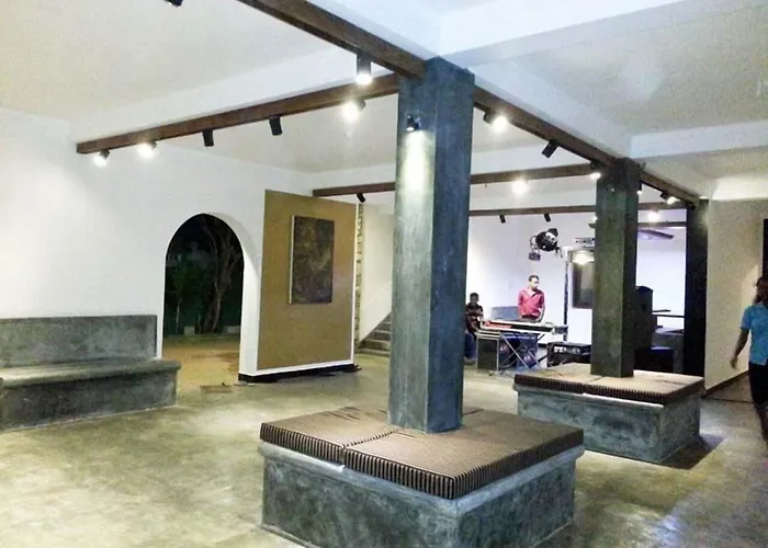Star Beach Guest House