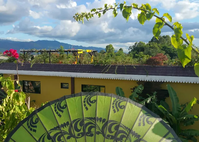 Thanakha Inle Hotel