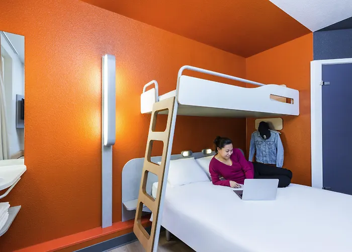 Ibis Budget Paris Porte De Montmartre