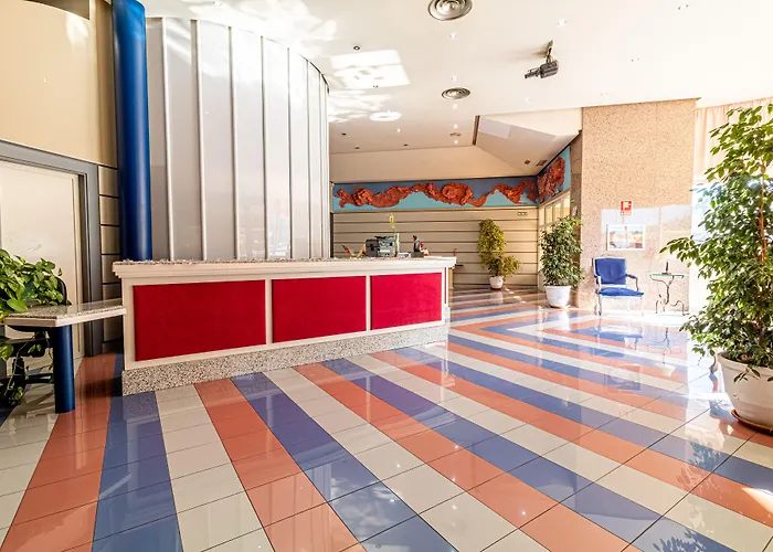 Hotel Abades Manzanil
