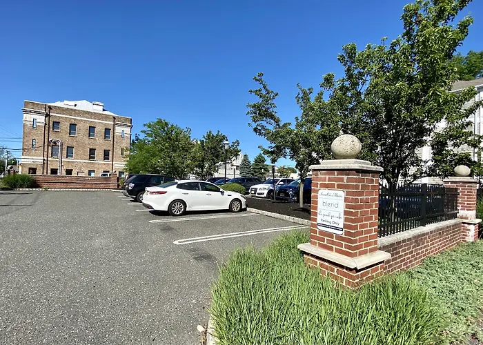 Inn On Main Hotel