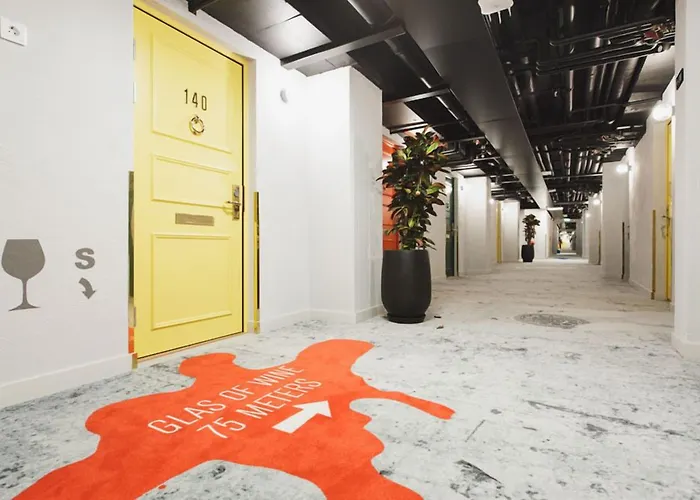 Hotel With Urban Deli