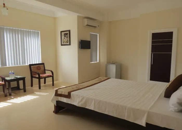 Nam Long Plus Hotel