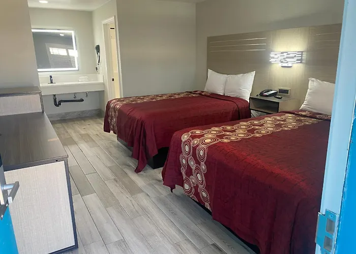 Mayfair Inn Onratio Airport & Convention Center