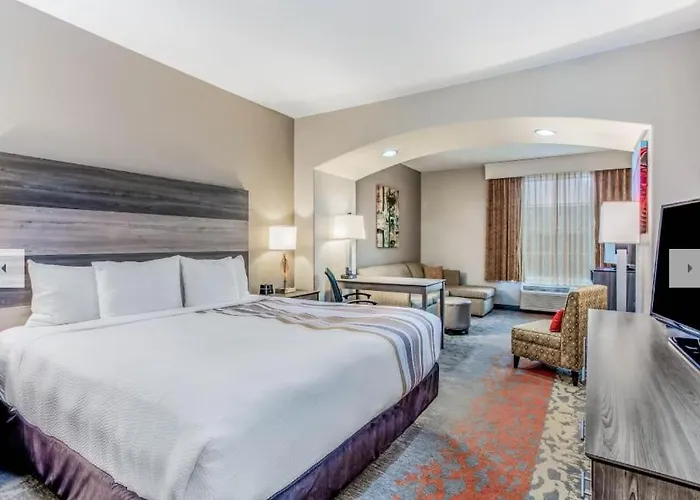 La Quinta Inn & Suites