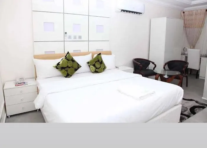 Lushville Hotels And Suites
