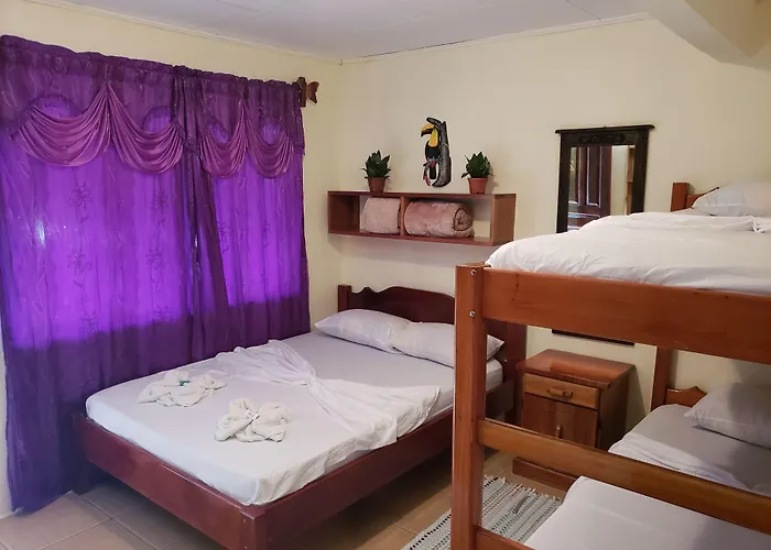 Cabinas Pura Vida Bed&Breakfast