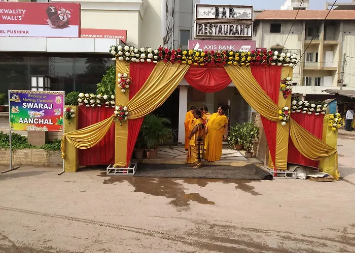 Hotel Pushpak