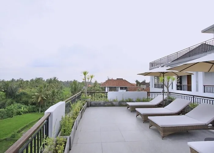 Puri Padma Hotel