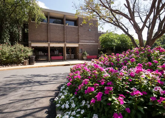 Rutgers University Inn And Conference Center