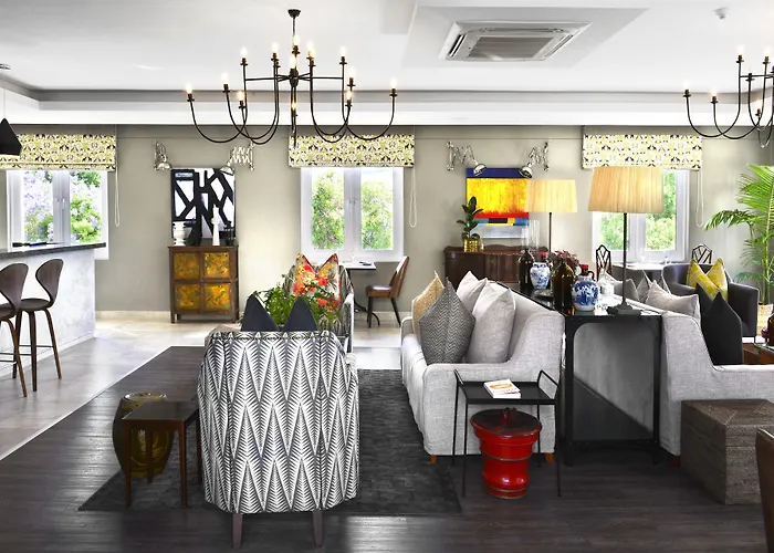 Franschhoek Boutique Hotel - Lion Roars Hotels & Lodges