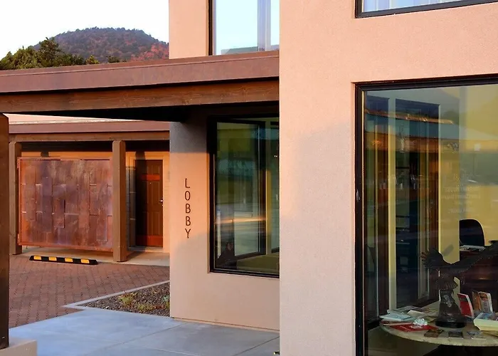 The Sedona Hilltop Inn