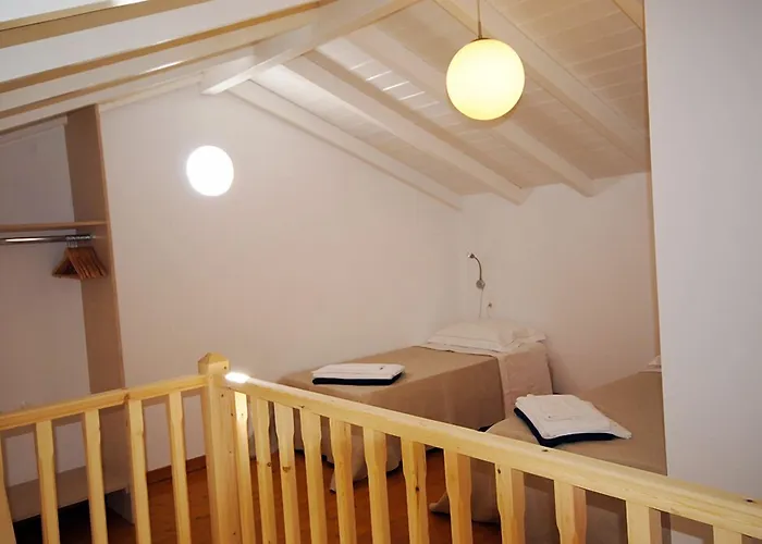 Acantha Boutique Hotel