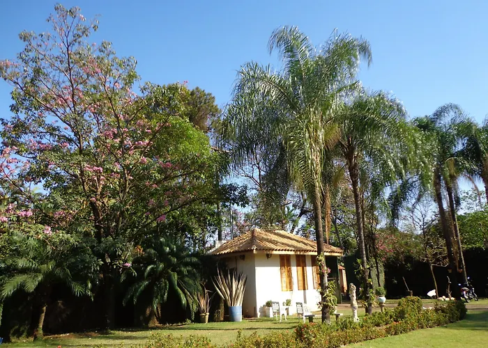 Hotel Pousada Chale Das Flores Sertãozinho
