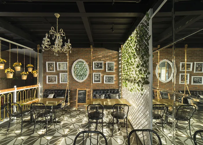 Summerbird - Bed And Brasserie