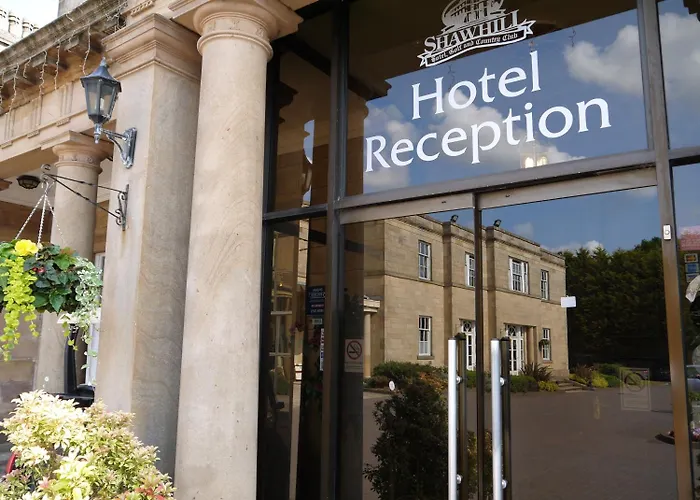 Shaw Hill Hotel Golf And Country Club
