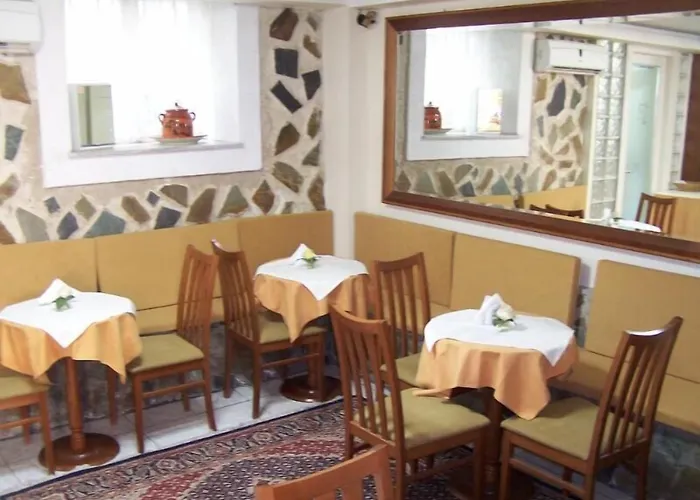 Porto Lesvos Hotel
