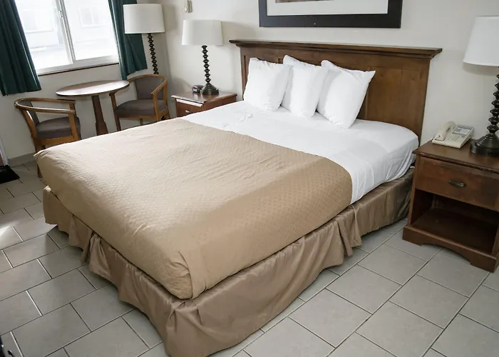 Pacific Inn