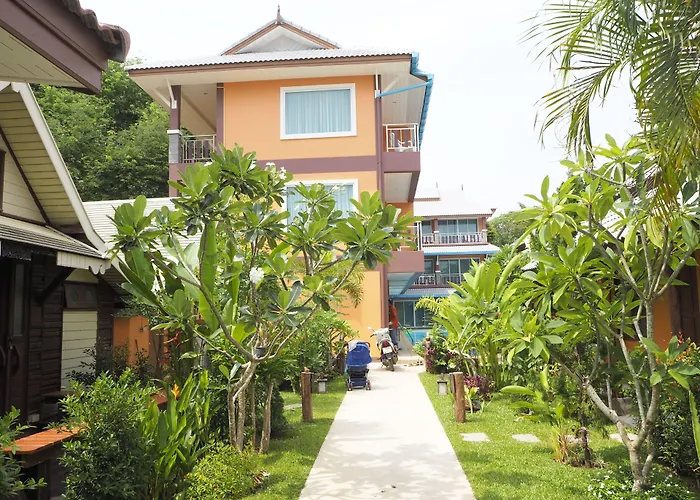 Lanta Fevrier Resort