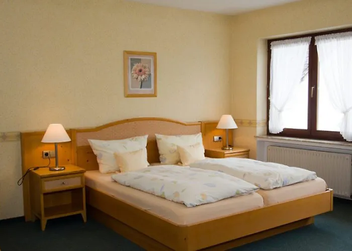 Hotel-garni-Kachelburg