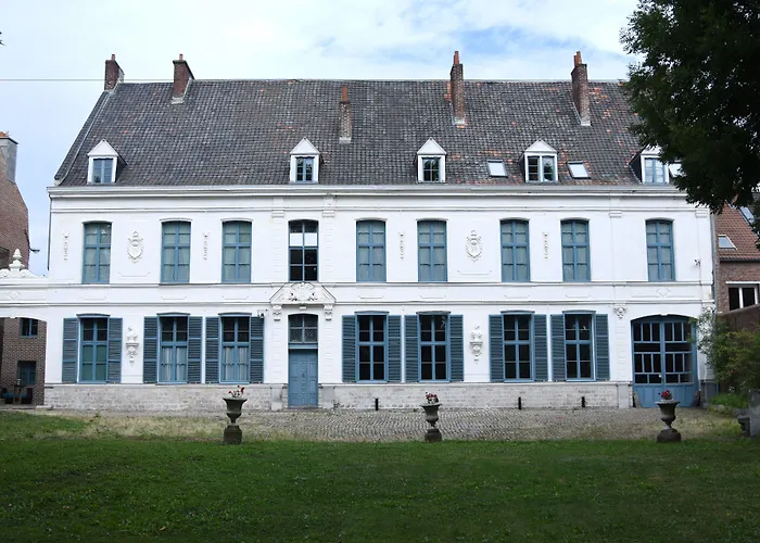 Chateau Hotel De Warenghien